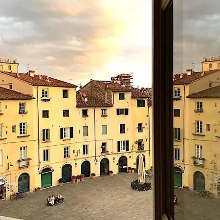 Il Mazzocchio In Piazza Anfiteatro Apartment