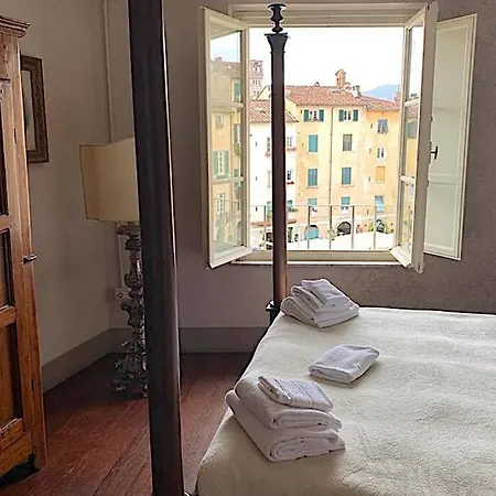 Il Mazzocchio In Piazza Anfiteatro Apartment *