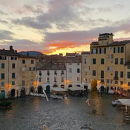 Il Mazzocchio In Piazza Anfiteatro Apartment